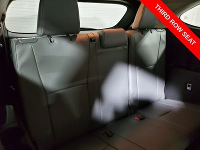 2025 Toyota Highlander Platinum