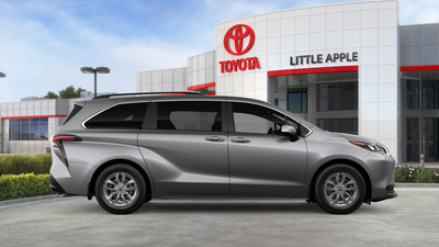 2026 Toyota Sienna LE 8 Passenger