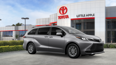 2026 Toyota Sienna LE 8 Passenger