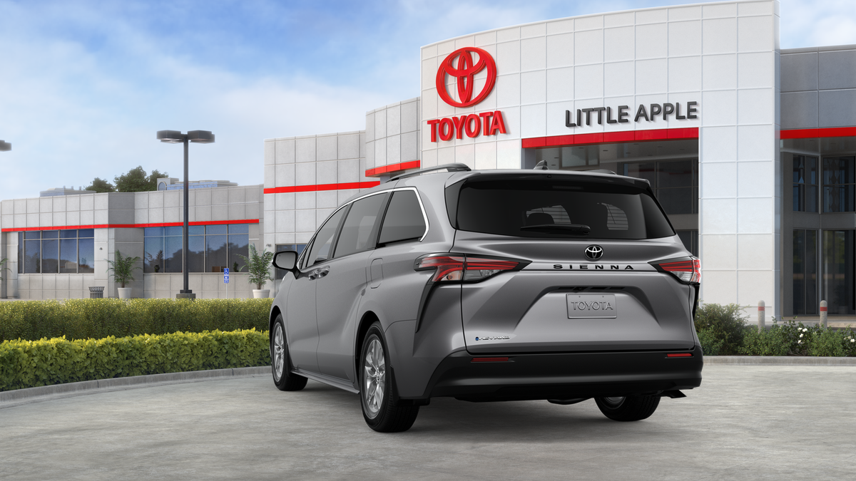 2026 Toyota Sienna LE 8 Passenger