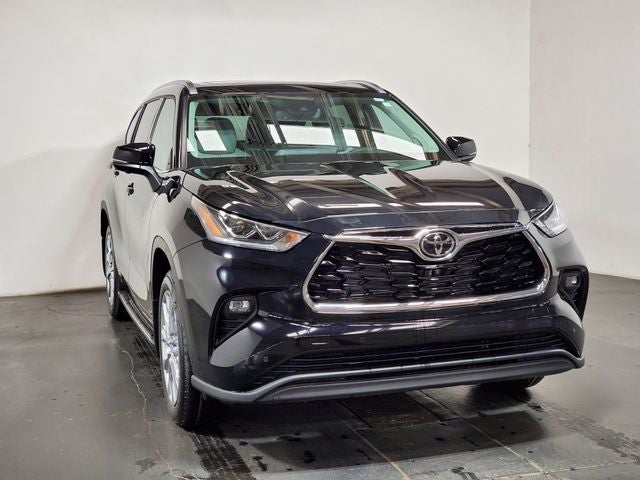 2026 Toyota Highlander Hybrid Limited