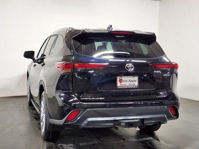 2026 Toyota Highlander Hybrid Limited