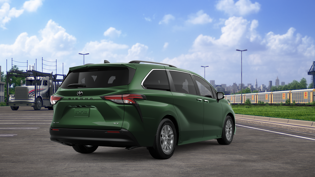 2026 Toyota Sienna XLE 7 Passenger