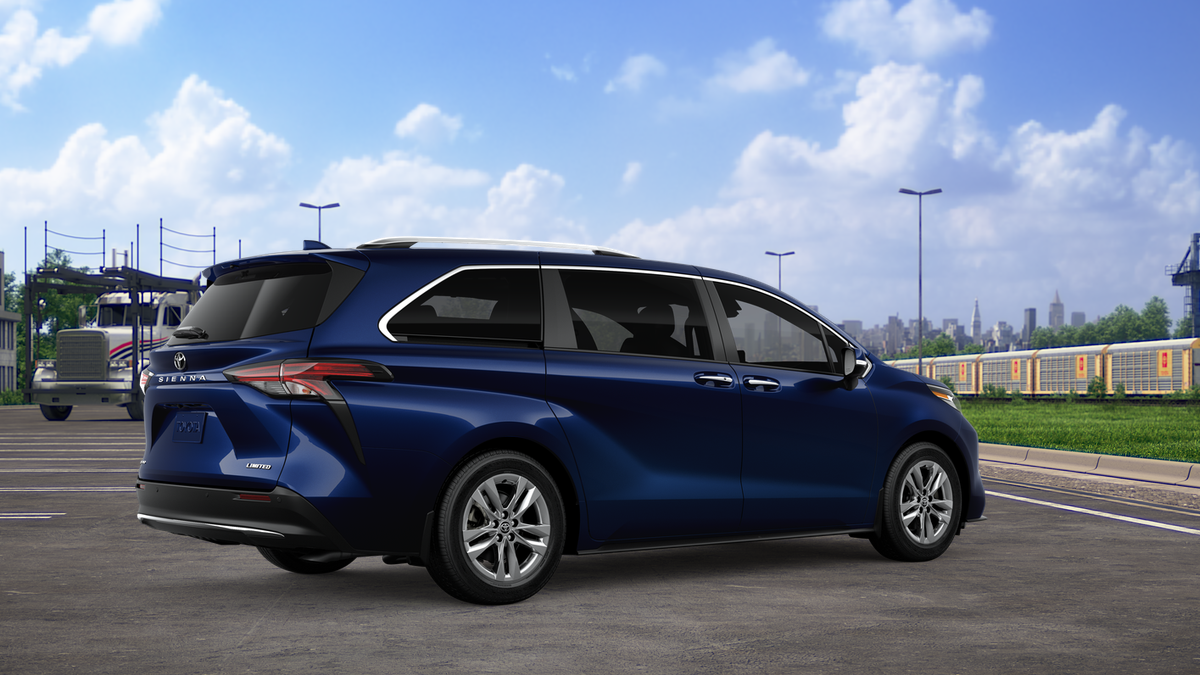 2026 Toyota Sienna Limited 7 Passenger
