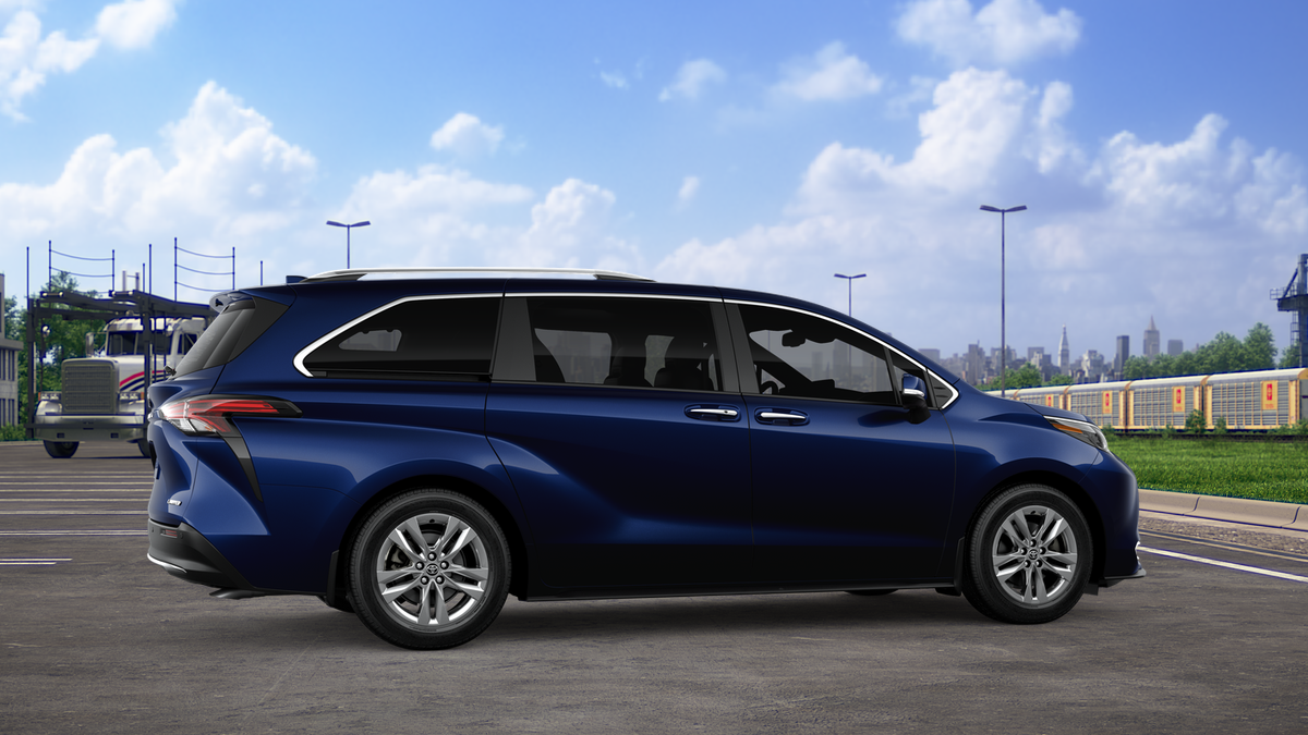 2026 Toyota Sienna Limited 7 Passenger