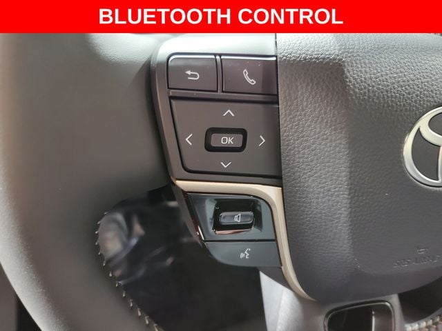 2025 Toyota Crown Signia Limited