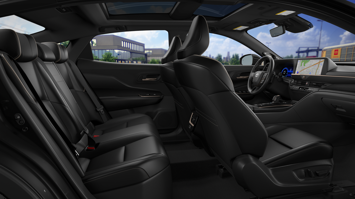 2027 Toyota Crown Platinum