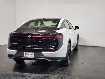 2026 Toyota Crown Platinum