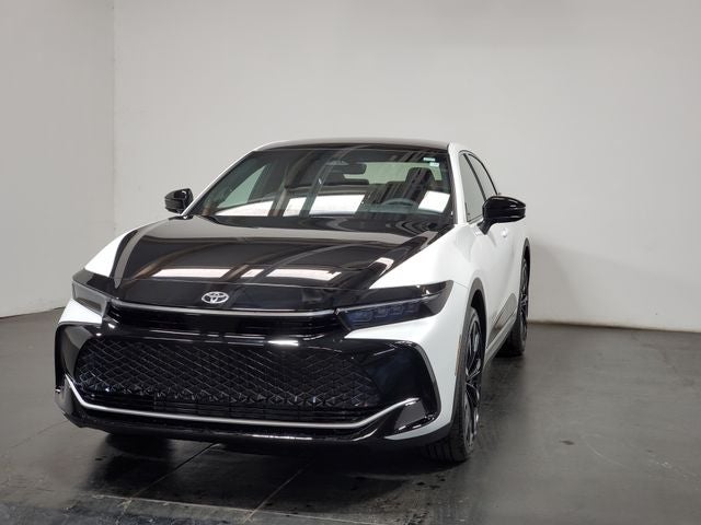 2026 Toyota Crown Platinum