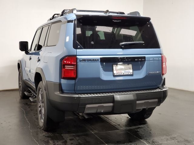 2027 Toyota Land Cruiser Base