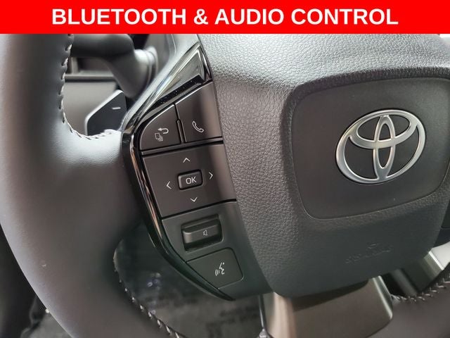 2026 Toyota C-HR XSE - Photo 13