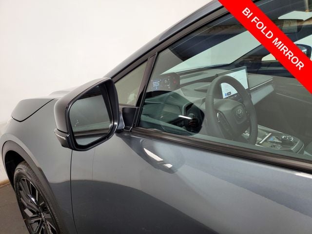 2026 Toyota C-HR XSE - Photo 31