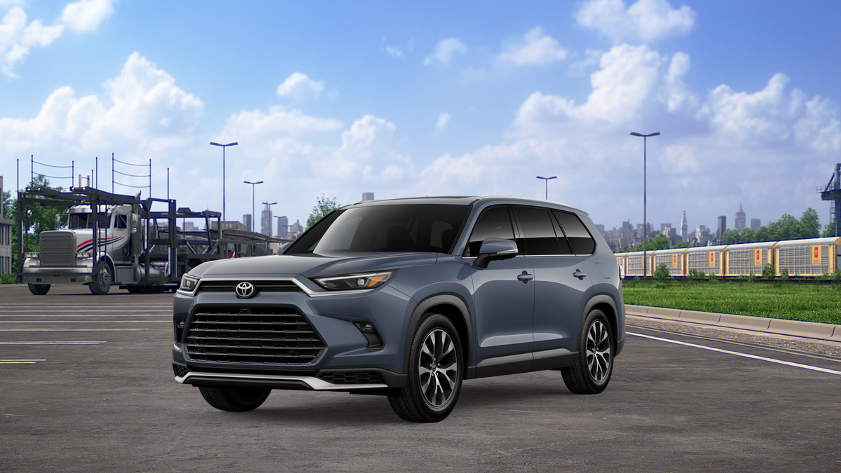 2026 Toyota Grand Highlander's photo