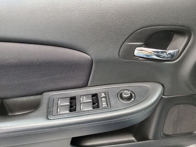 2014 Chrysler 200 LX