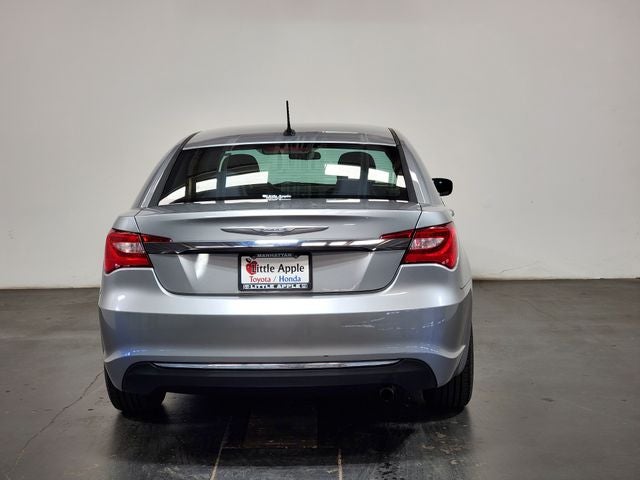 2014 Chrysler 200 LX