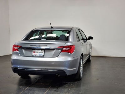 2014 Chrysler 200 LX