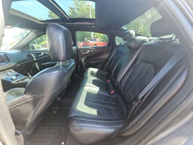 2015 Chrysler 200 S