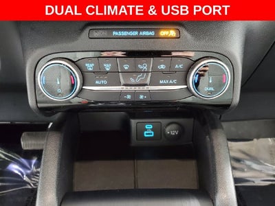 2022 Ford Escape Hybrid SE