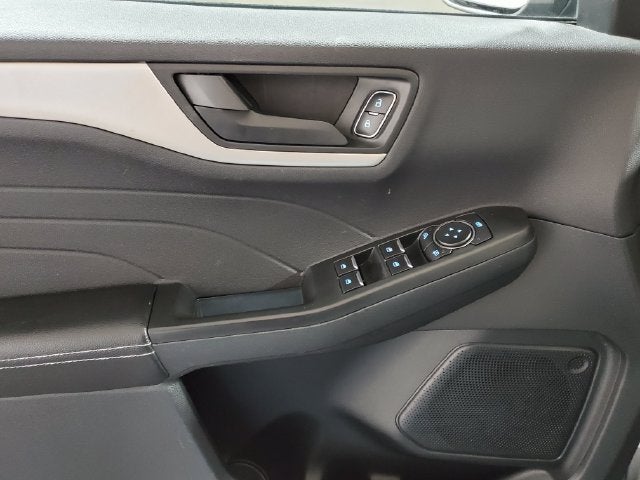 2022 Ford Escape Hybrid SE