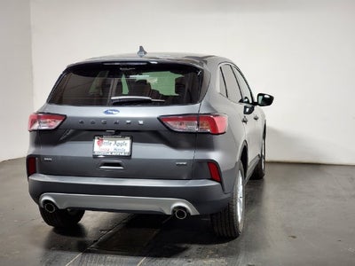 2022 Ford Escape Hybrid SE