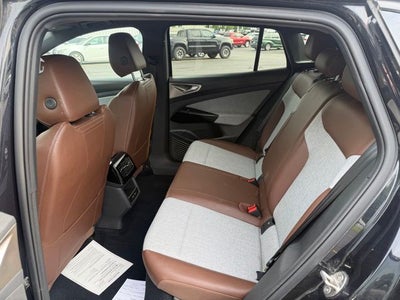 2023 Volkswagen ID.4 Pro