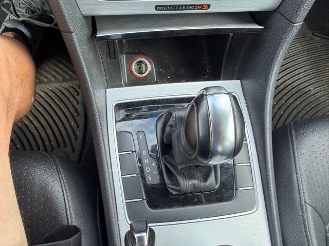 2013 Volkswagen Passat 2.5 SE