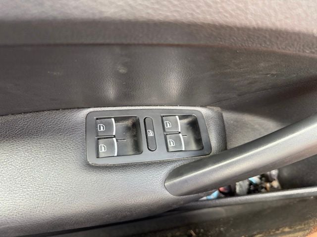 2013 Volkswagen Passat 2.5 SE