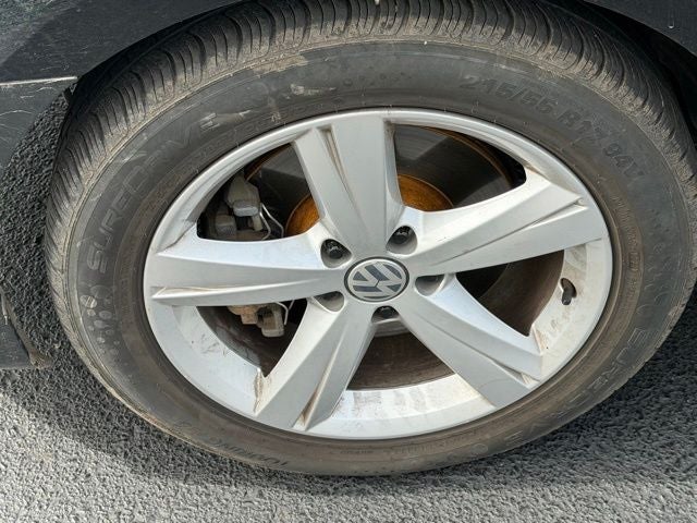 2013 Volkswagen Passat 2.5 SE