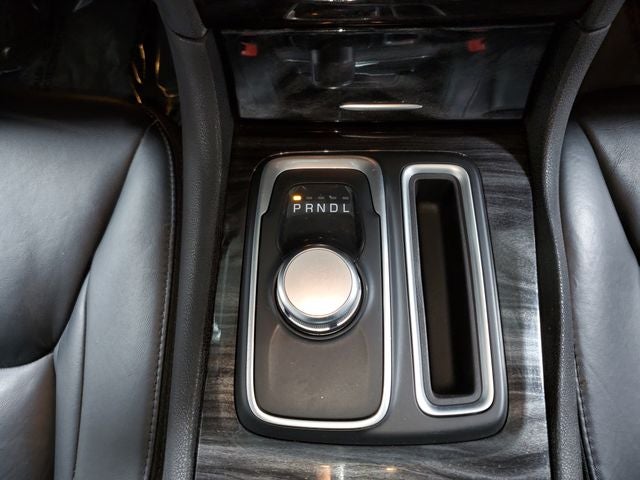 2016 Chrysler 300 Limited