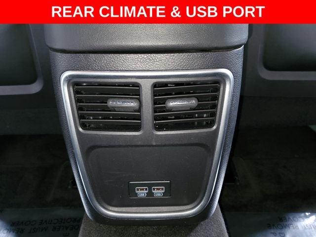 2016 Chrysler 300 Limited