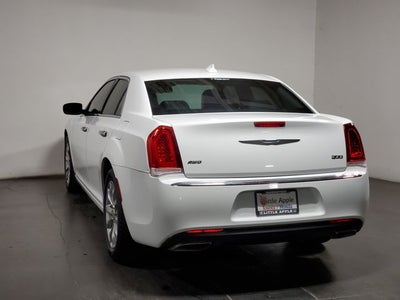 2016 Chrysler 300 Limited
