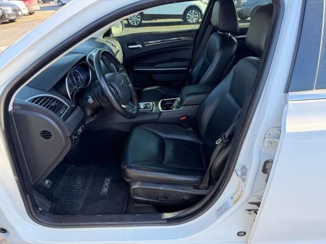 2016 Chrysler 300 Limited