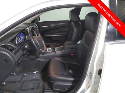 2016 Chrysler 300 Limited