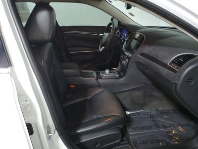 2016 Chrysler 300 Limited