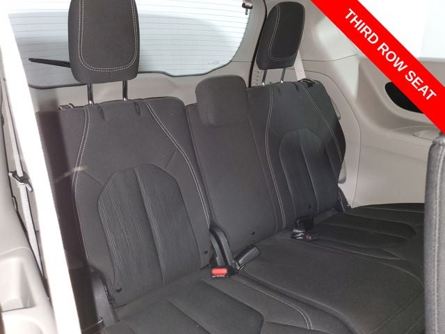 2020 Chrysler Voyager L