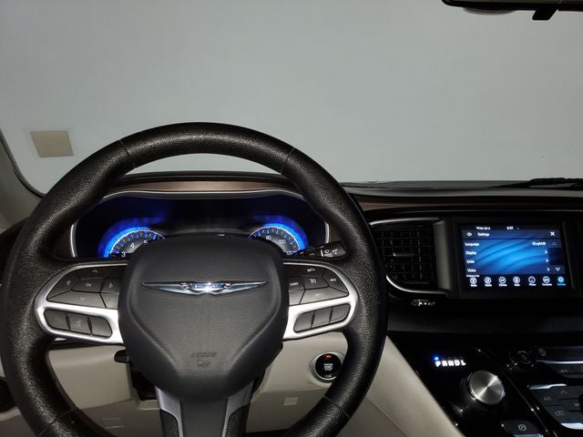 2020 Chrysler Voyager L