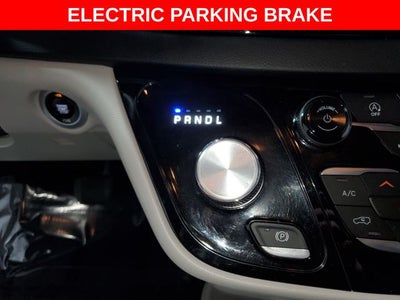 2020 Chrysler Voyager L