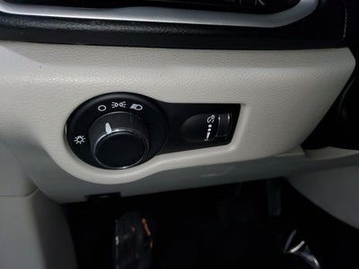 2020 Chrysler Voyager L