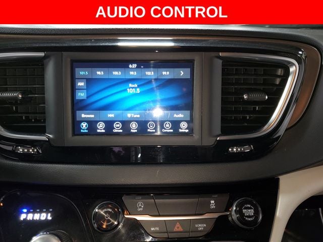 2020 Chrysler Voyager L