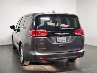 2023 Chrysler Voyager LX