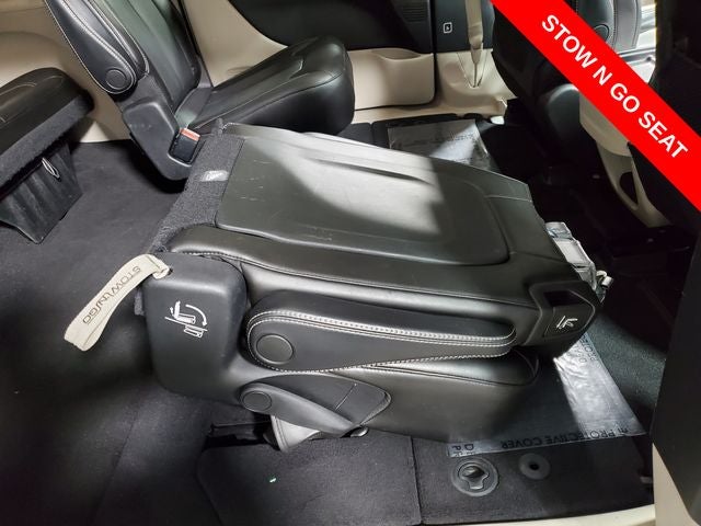 2021 Chrysler Voyager LXI