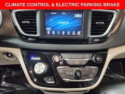 2021 Chrysler Voyager LXI