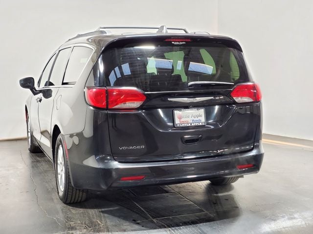 2021 Chrysler Voyager LXI