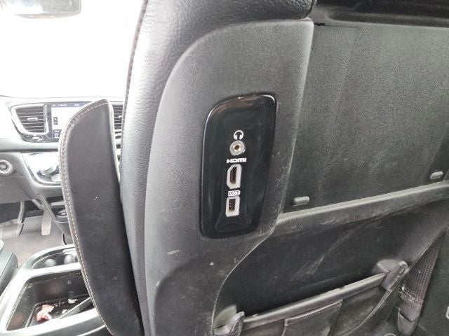 2019 Chrysler Pacifica Touring L Plus