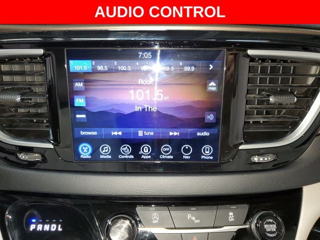 2017 Chrysler Pacifica Touring L Plus