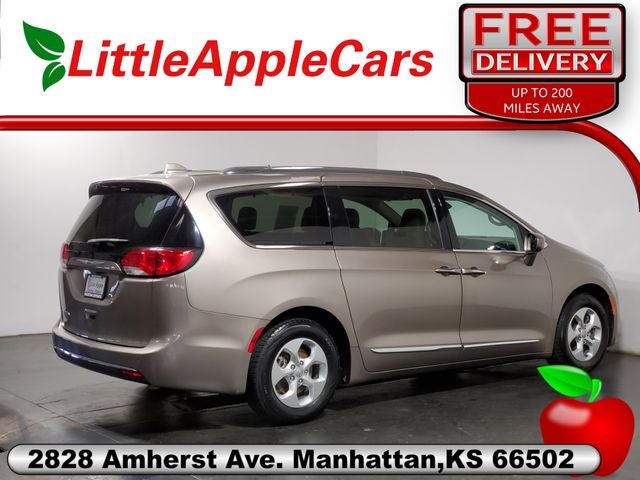 2017 Chrysler Pacifica Touring L Plus