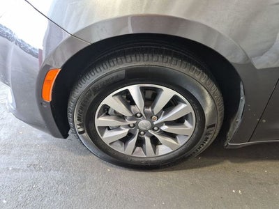 2020 Chrysler Pacifica Touring L Plus