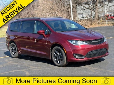2018 Chrysler Pacifica Touring Plus