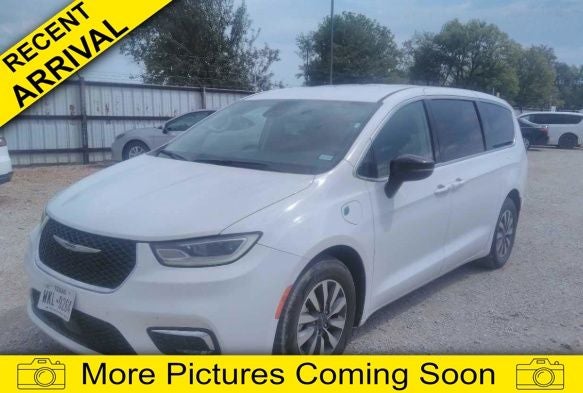 2024 Chrysler Pacifica Hybrid Select