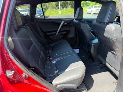 2017 Toyota RAV4 SE